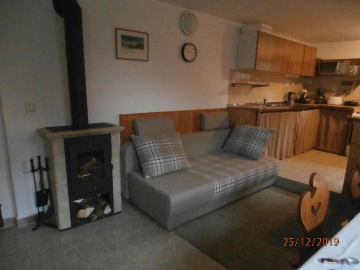 Apartman Aya ヤノフ・ナト・ニソウ エクステリア 写真